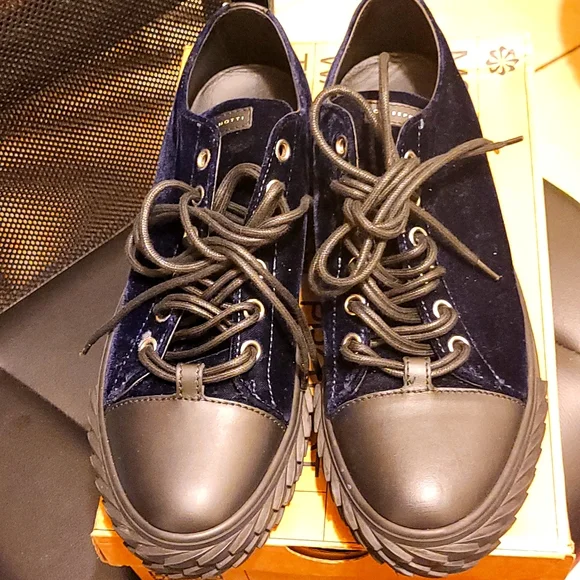 Low Top Giuseppe Zanotti Velvet Sneakers Giuseppe Zanotti Shoes